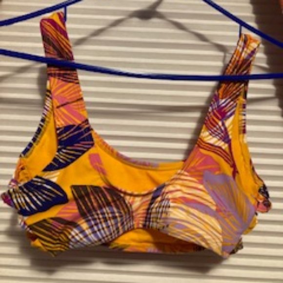 Colorful Sports bra top with wide straps and 3 ties on each side, pullover style - Picture 2 of 5
